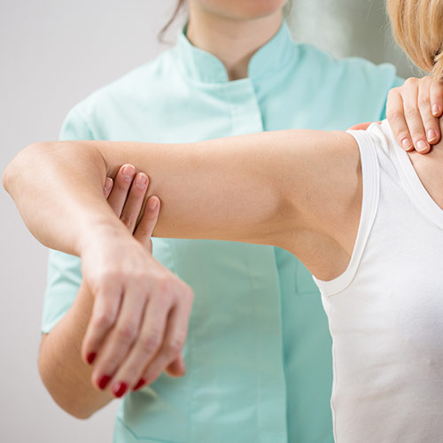 Total Shoulder Replacement - Patient gets shoulder looked at
